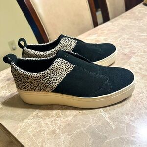 Toms Shoes